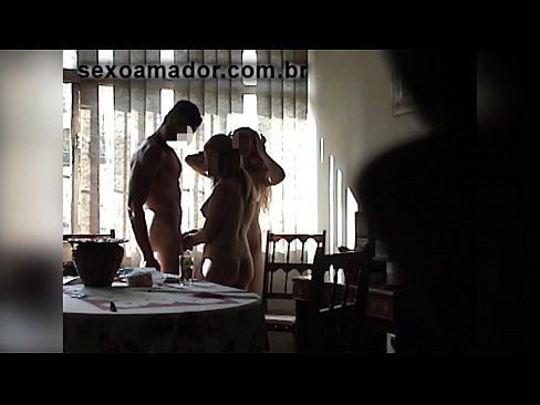 ❤️ Os amigos sexuais invitan a un home xigante e a un trío con el ❤ Vídeo de puta en % gl.redporn-tv.ru %